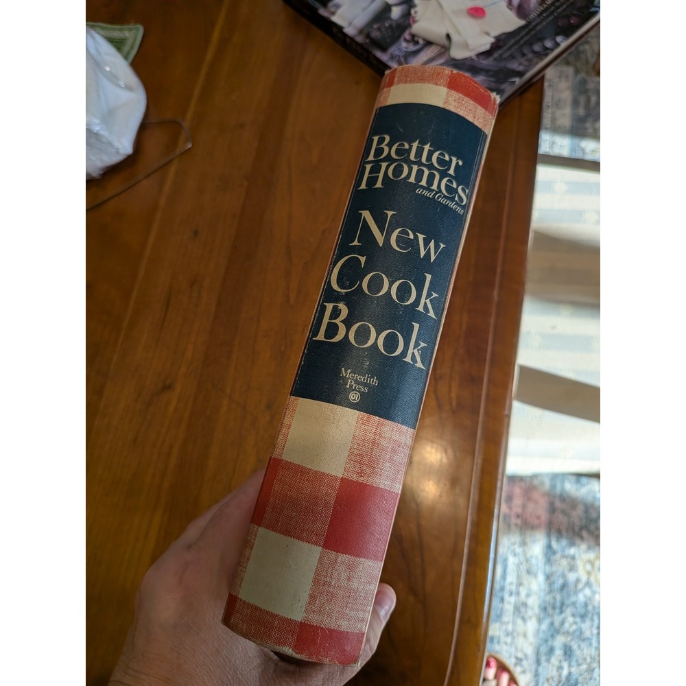 Vintage Better Homes and Gardens New Cook Book Red Gingham Ring Bound 1965 Ed - Picture 2 of 9